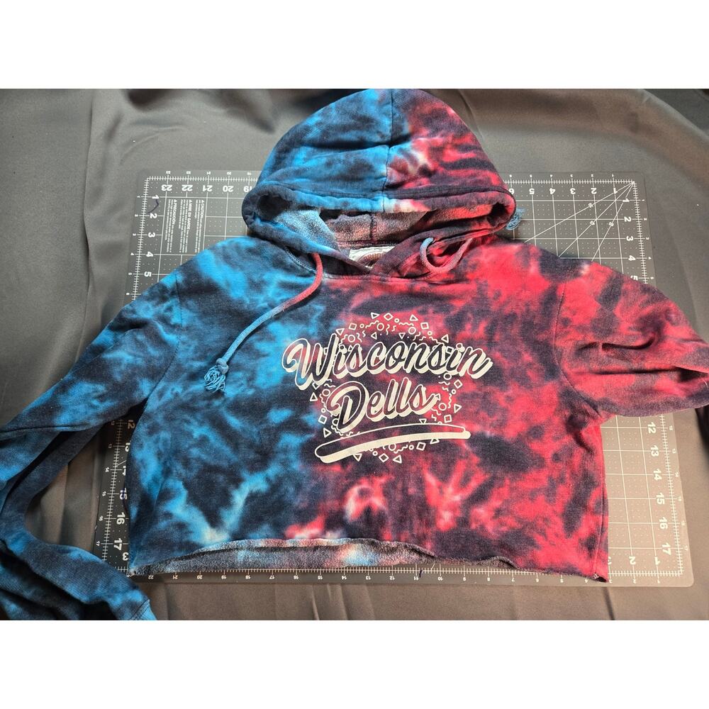 Pop Surface Wisconsin Dells Cropped Tie Dye Hoodie Medium Red Blue Graphic